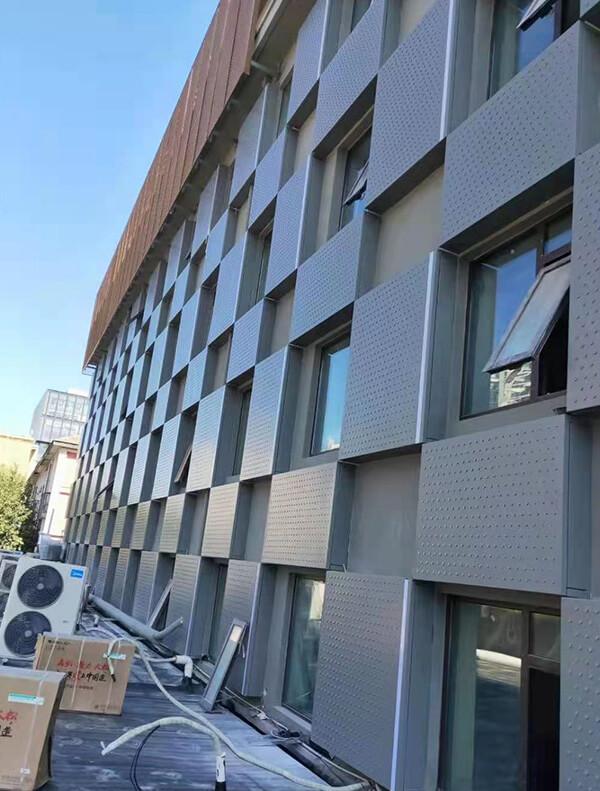 ëʯ������Ϳ�ϵ�ʩ������